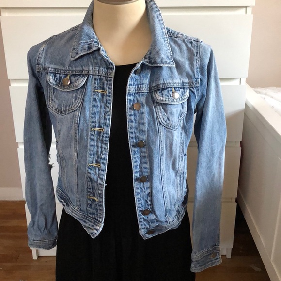 Forever 21 Jackets & Blazers - Distress Denim jacket